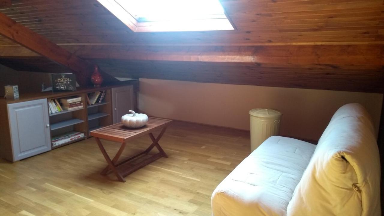 La Petite Maison Saint-Loup-Geanges Bagian luar foto